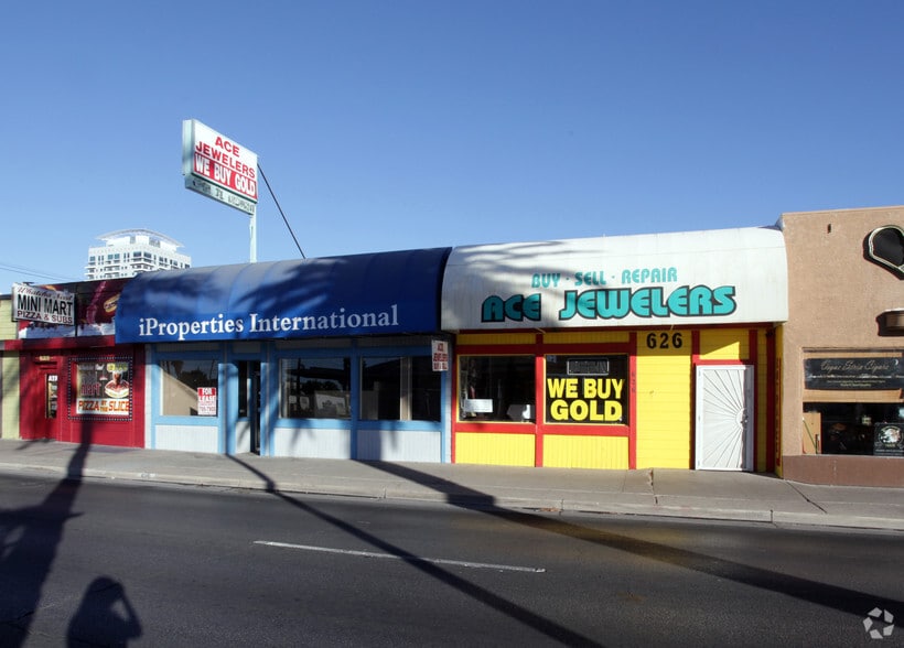 626 S Las Vegas Blvd, Las Vegas, NV for lease - Primary Photo - Image 1 of 5