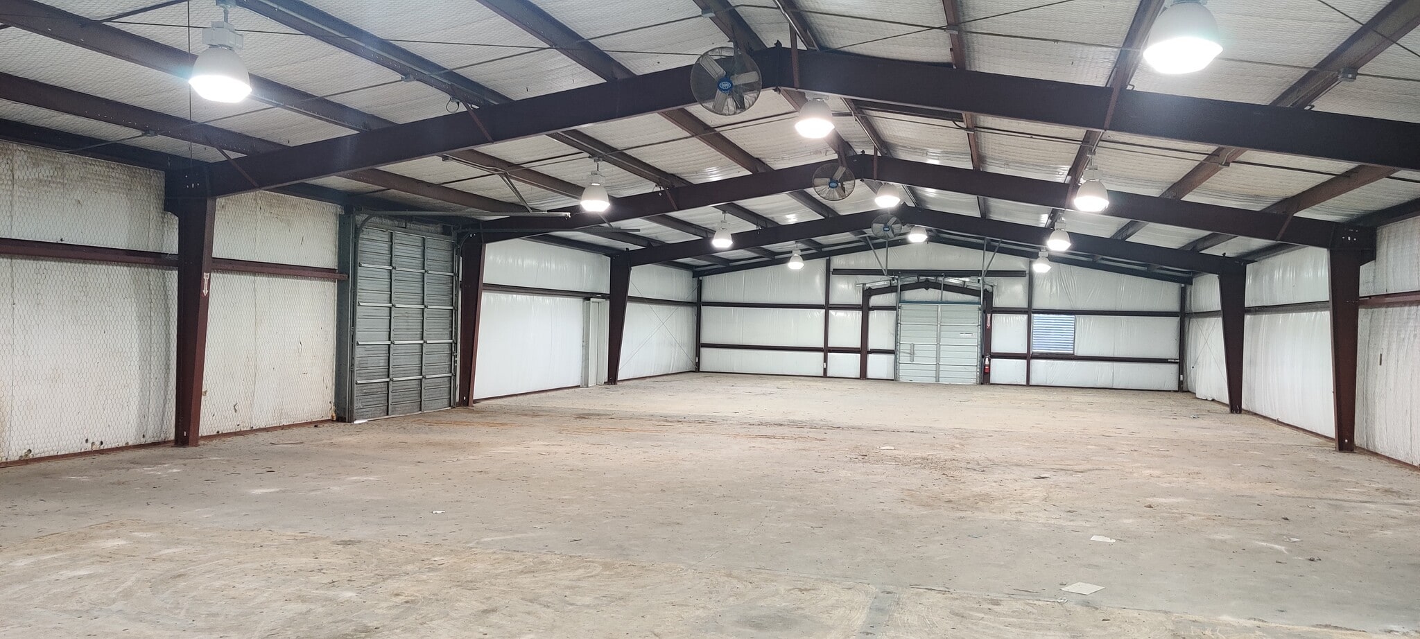 1001 Huser Blvd, Schulenburg, TX for sale Interior Photo- Image 1 of 1