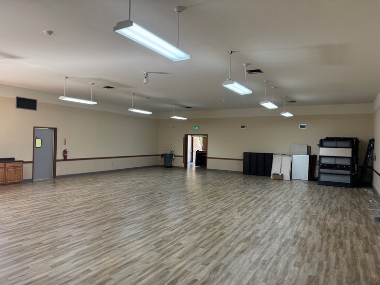 1905 Novato Blvd, Novato, CA for sale - Interior Photo - Image 3 of 7