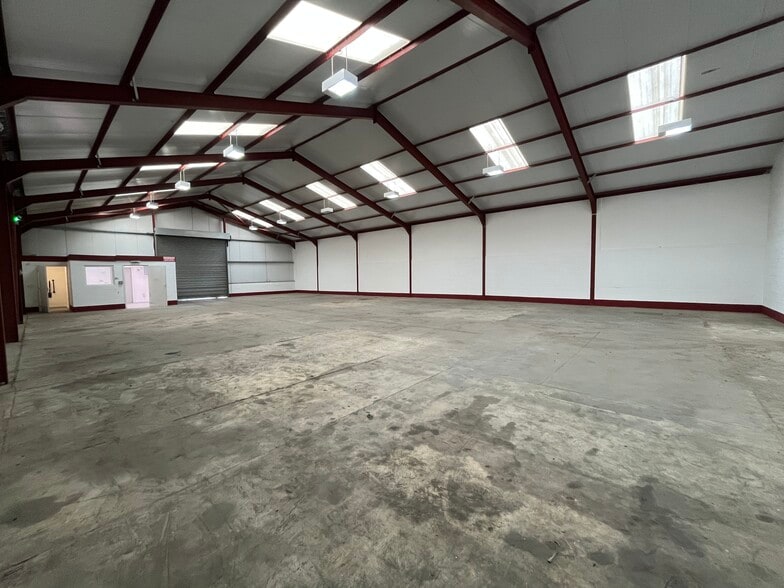 Sand Ln, Sandy for lease - Building Photo - Image 3 of 15