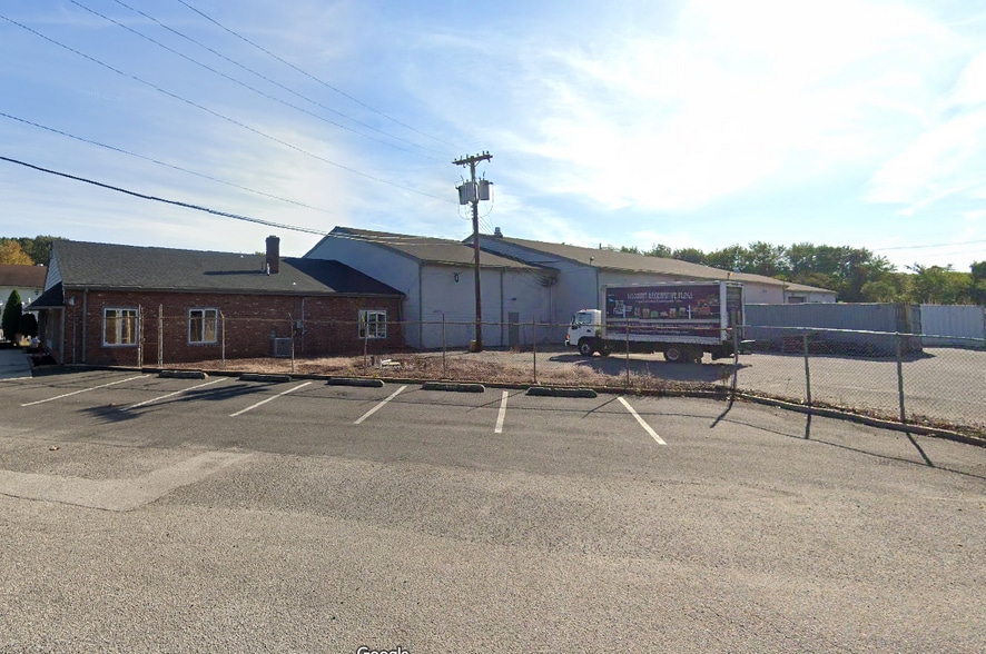 18 W Collings Ave, West Berlin, NJ for sale - Building Photo - Image 2 of 11