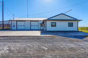 600 W Main St, Whitesboro TX - Warehouse