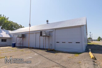 340 S Eckroat St, Oklahoma City, OK for lease Building Photo- Image 2 of 23