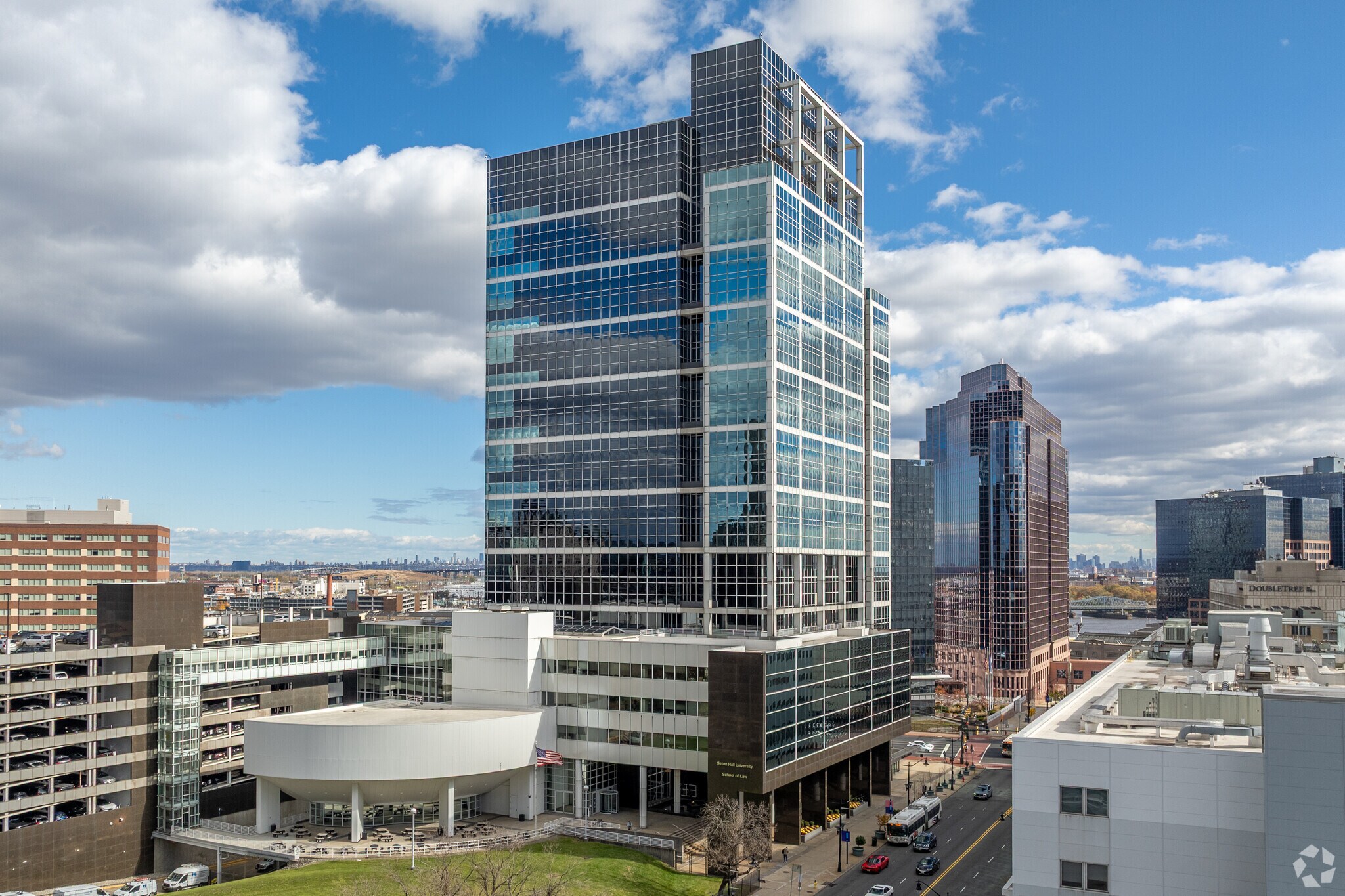 1 Newark Ctr, Newark, NJ for lease Primary Photo- Image 1 of 21