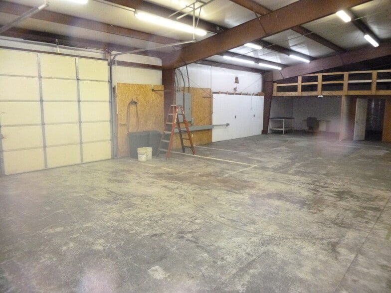 2860 US 11 Hwy W, Blountville, TN for sale - Interior Photo - Image 3 of 3
