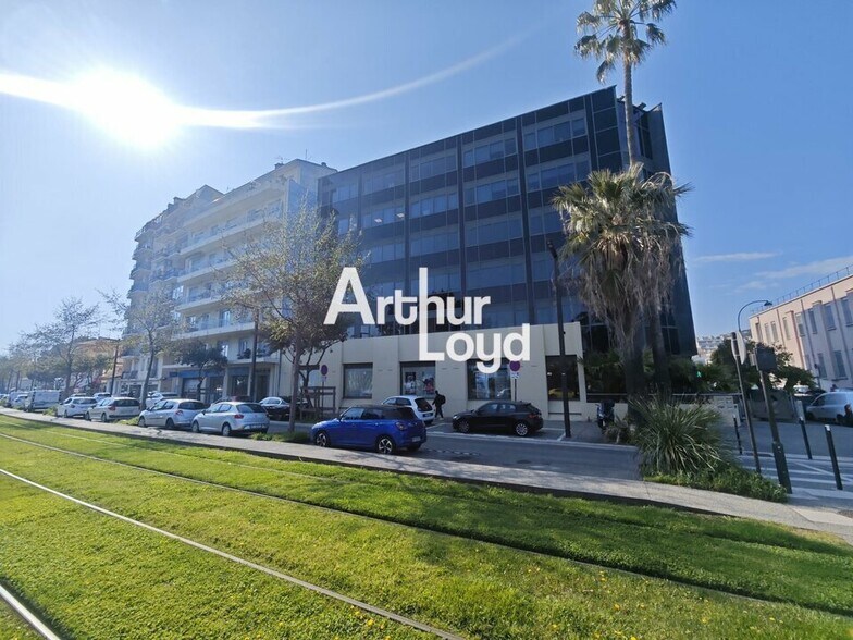 Office in Nice for lease - Building Photo - Image 1 of 13