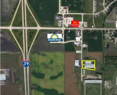 32 Marquette Ave, Oglesby, IL for lease - Aerial - Image 3 of 7