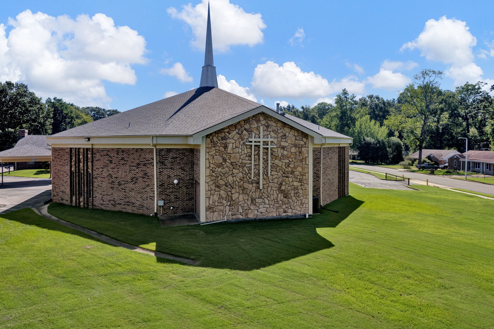 3232 Covington Pike, Memphis, TN for sale Primary Photo- Image 1 of 46