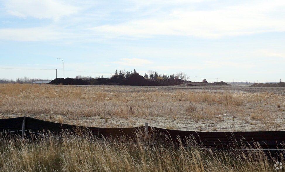 33rd Ave, Leduc, AB for sale - Building Photo - Image 3 of 3