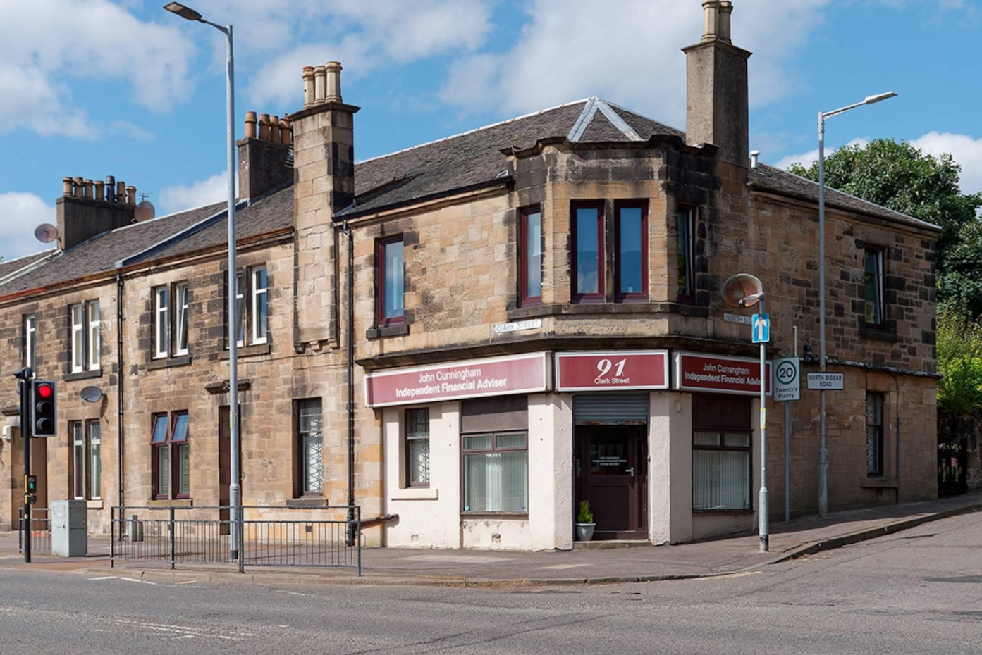 1 North Biggar Rd, Airdrie for sale Primary Photo- Image 1 of 1