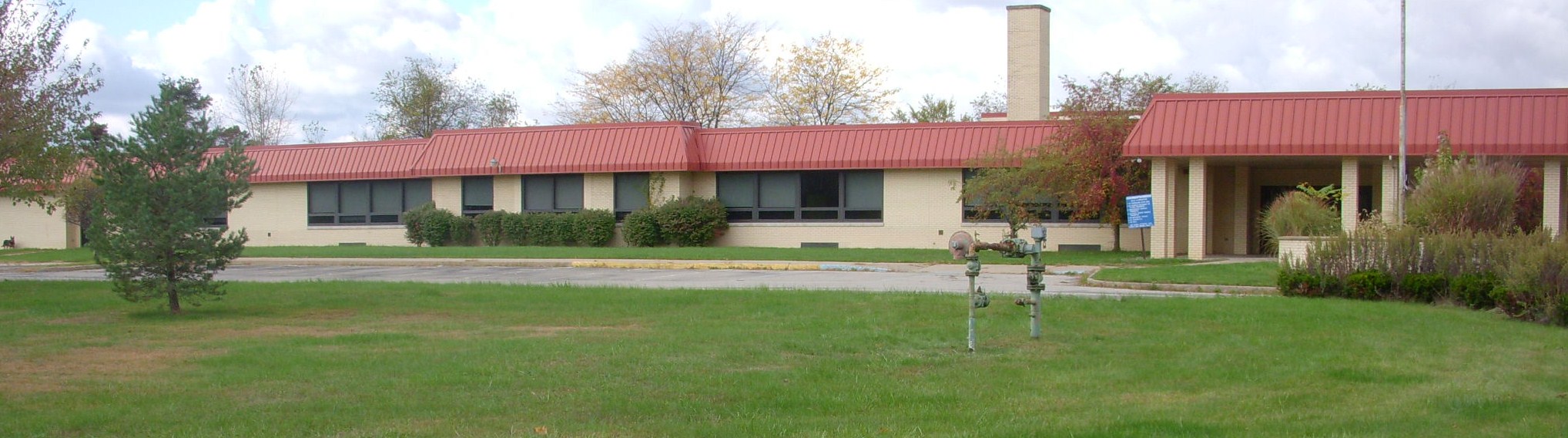 3949 Patterson Rd, Aliquippa, PA for lease Building Photo- Image 1 of 11