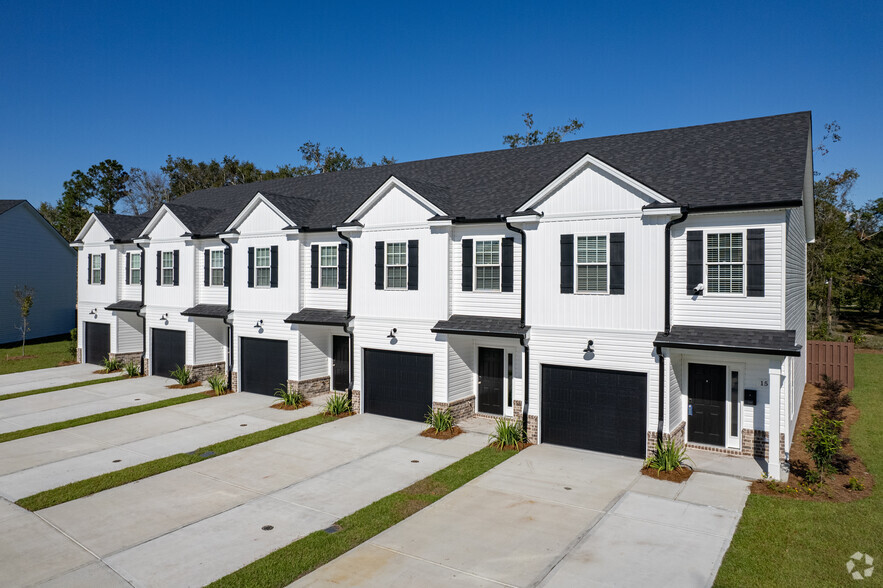 15 Belleau Woods Cir, Hinesville, GA for sale - Primary Photo - Image 1 of 1