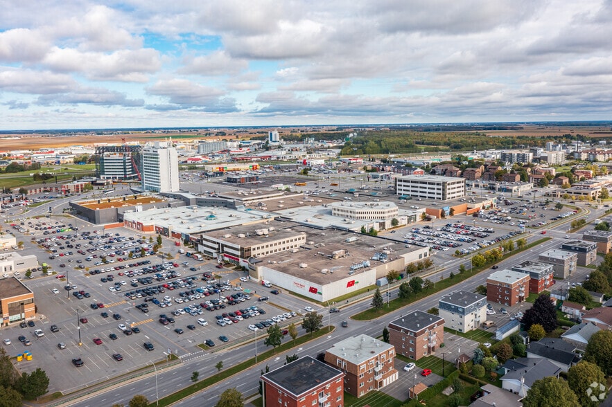 3000-3300 Boul Laframboise, Saint-hyacinthe, QC for lease - Aerial - Image 1 of 4