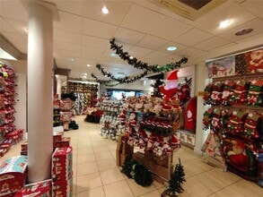 130 High St, Southend On Sea for lease Interior Photo- Image 2 of 3