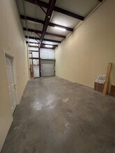 131 Elliana Way, Summerville, SC for lease Interior Photo- Image 2 of 9