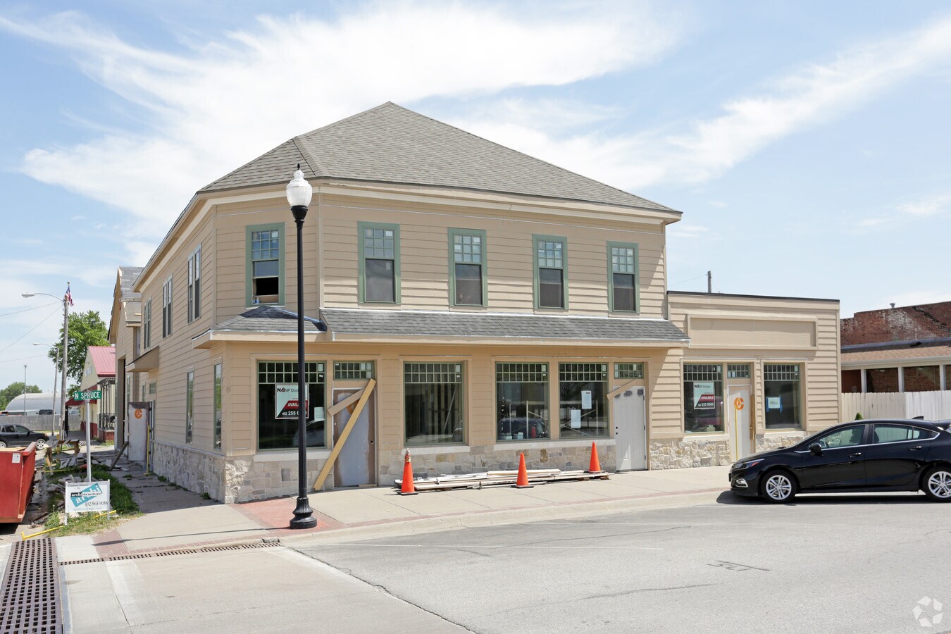 333335 N Spruce St, Valley, NE 68064