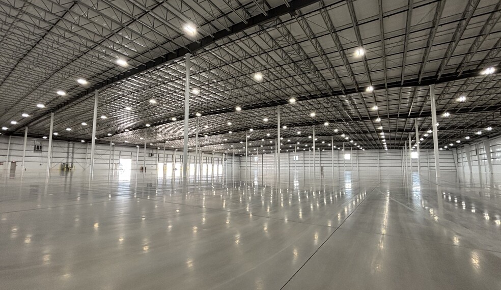 6015 Hardware Dr, Prince George, VA for lease - Building Photo - Image 2 of 5