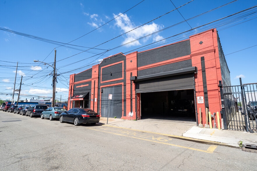11 Western Ave, Jersey City, NJ for lease - Building Photo - Image 3 of 20