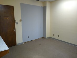 500 S University Ave, Little Rock, AR for lease Interior Photo- Image 2 of 5