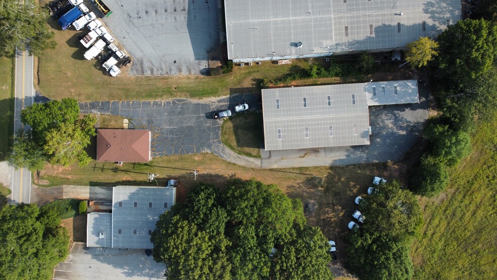 2260 Powdersville Rd, Easley, SC for lease - Aerial - Image 2 of 14