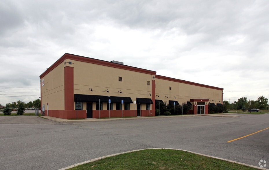 4200 Ridge Lea Rd, Amherst, NY for sale - Primary Photo - Image 1 of 1