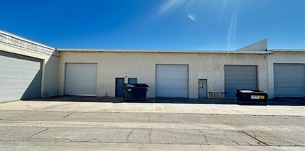 13580 Nomwaket Rd, Apple Valley, CA for lease Building Photo- Image 2 of 10