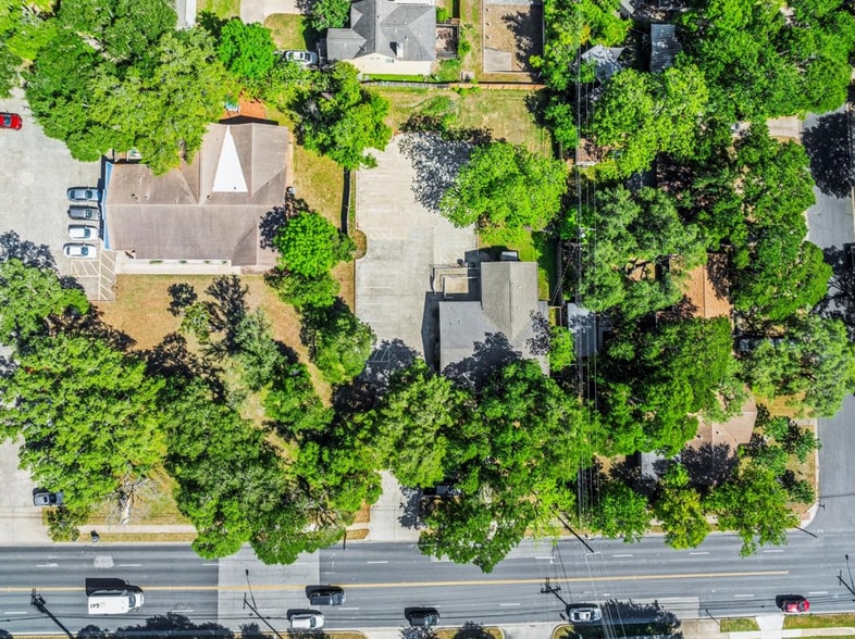 4611 Menchaca Rd, Austin, TX for sale - Building Photo - Image 2 of 18