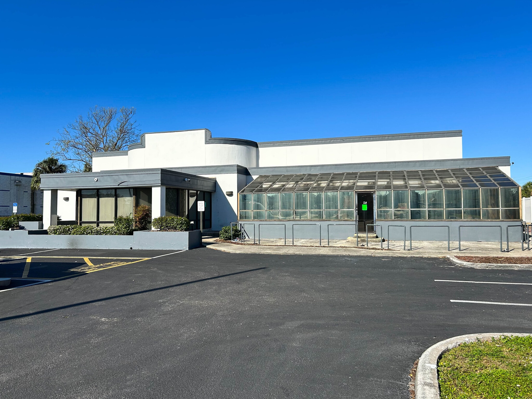 1902 N Dale Mabry Hwy, Tampa, FL for lease Building Photo- Image 1 of 3