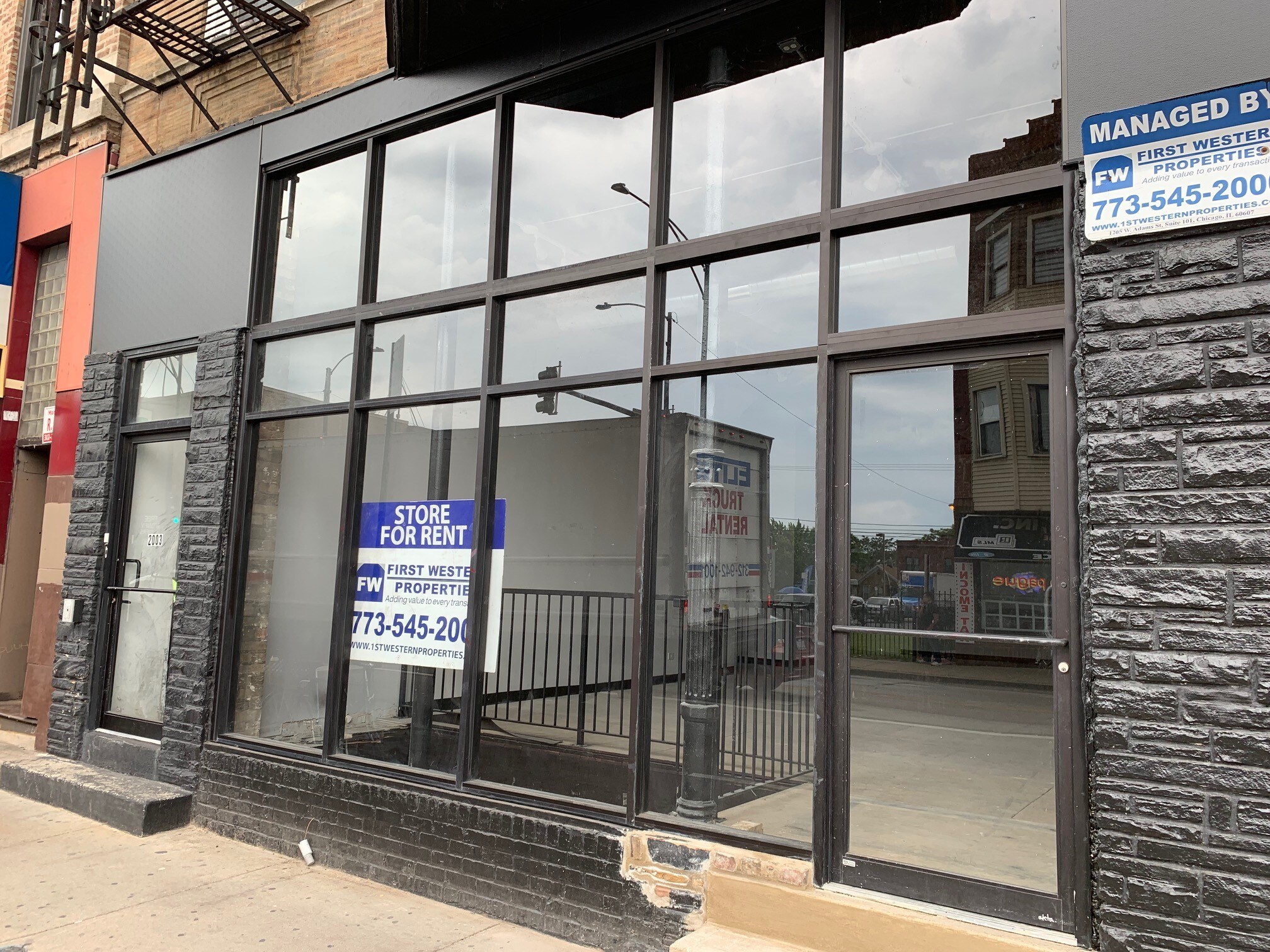 2003 W Cermak Rd, Chicago, IL for sale Building Photo- Image 1 of 1