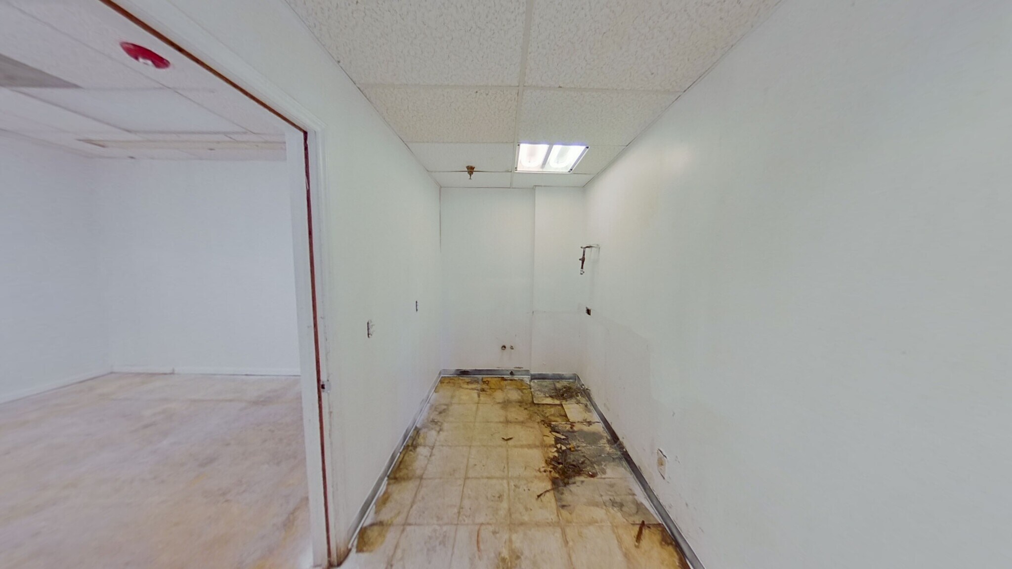 1129 Weaver Dairy Rd, Chapel Hill, NC 27514 Timberlyne Shopping Center