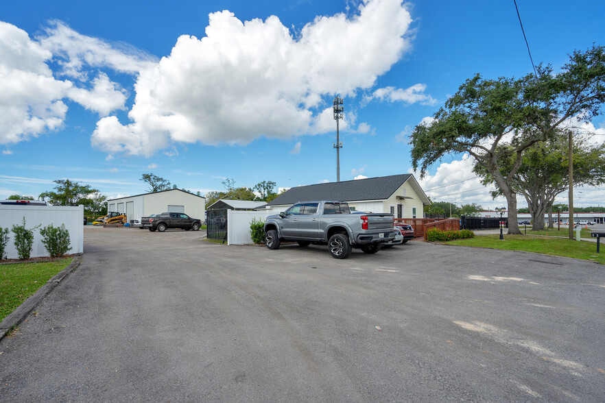 562 Bowness Ave, Ocoee, FL for sale - Building Photo - Image 1 of 1