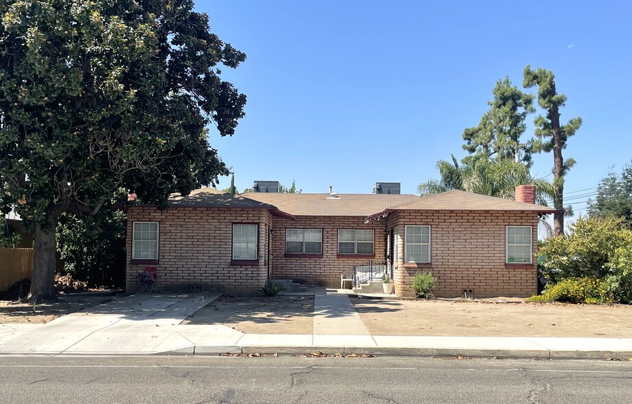 221 N Reed Ave, Reedley, CA for sale - Primary Photo - Image 1 of 1