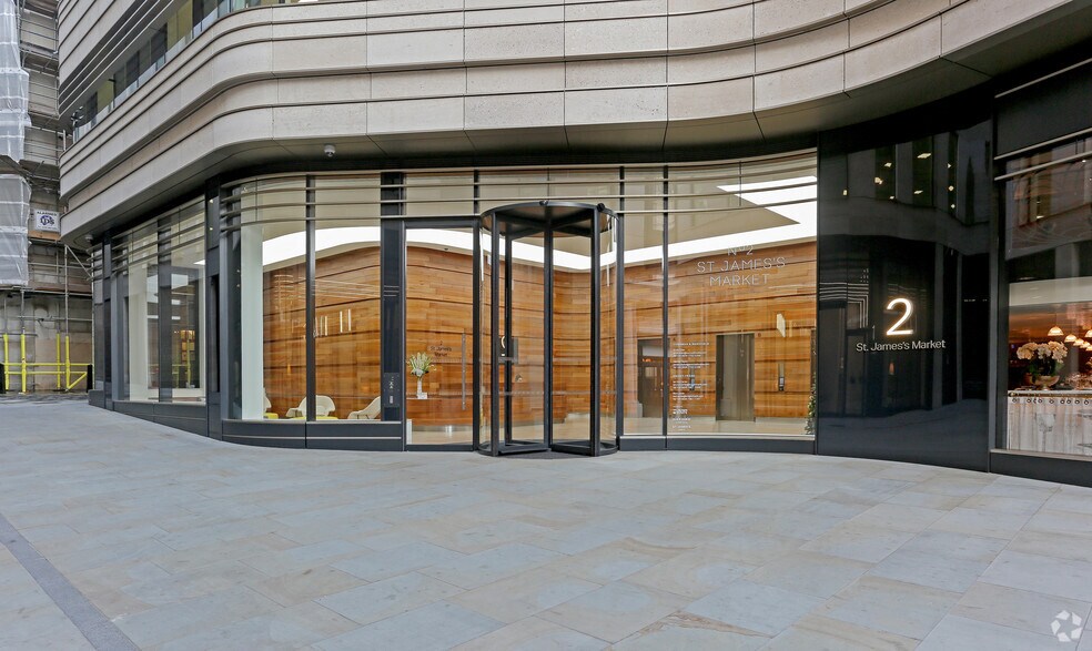 2 St. James's Market, London for lease - Building Photo - Image 2 of 7