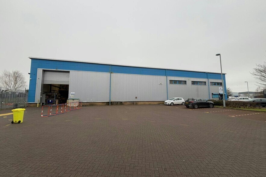 Springhill Pky, Baillieston for lease - Building Photo - Image 1 of 3