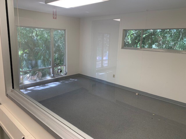 1941-1955 W State Road 426 W, Oviedo, FL for lease - Interior Photo - Image 2 of 6