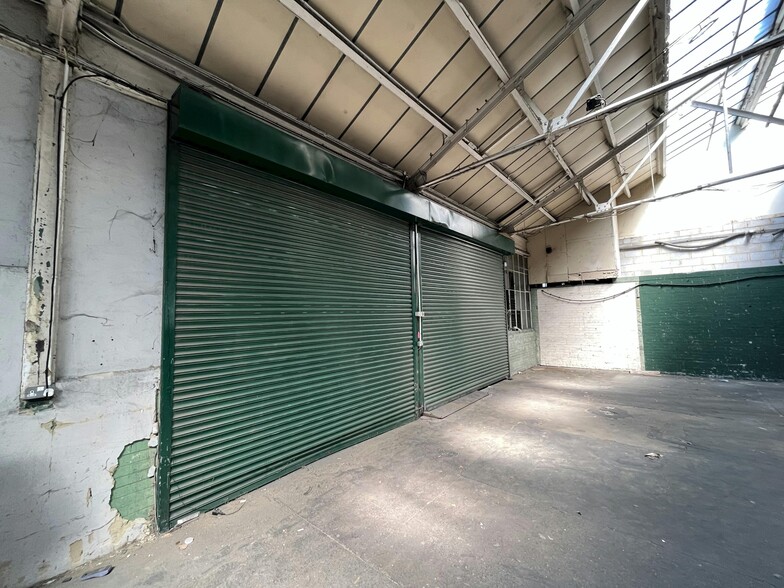 33-39 Parsons Green Ln, London for lease - Building Photo - Image 2 of 32