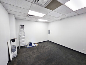 1412 W 7th Ave, Vancouver, BC for lease Interior Photo- Image 2 of 7