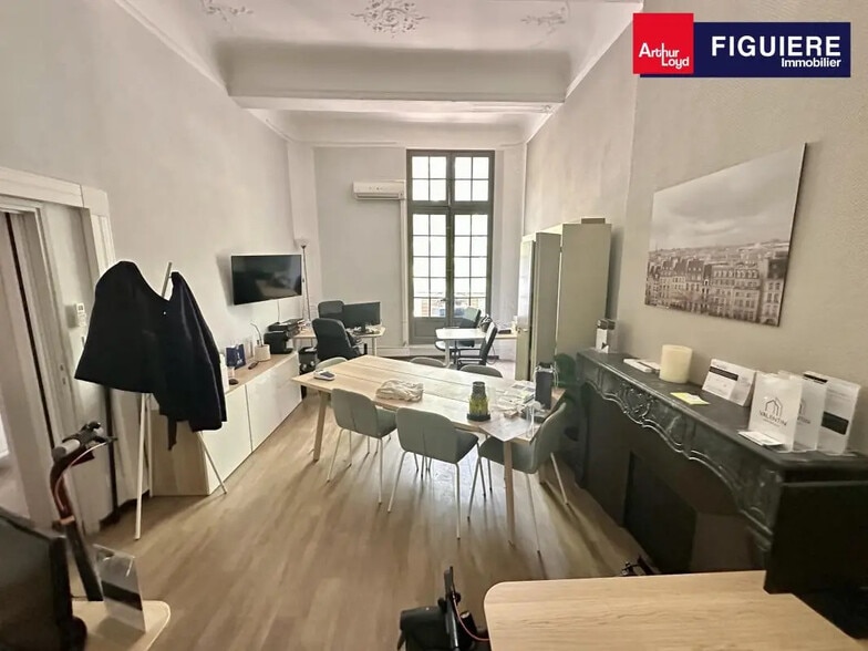 1 B Bis Rue Frédéric Mistral, Aix-en-Provence for lease - Interior Photo - Image 3 of 7