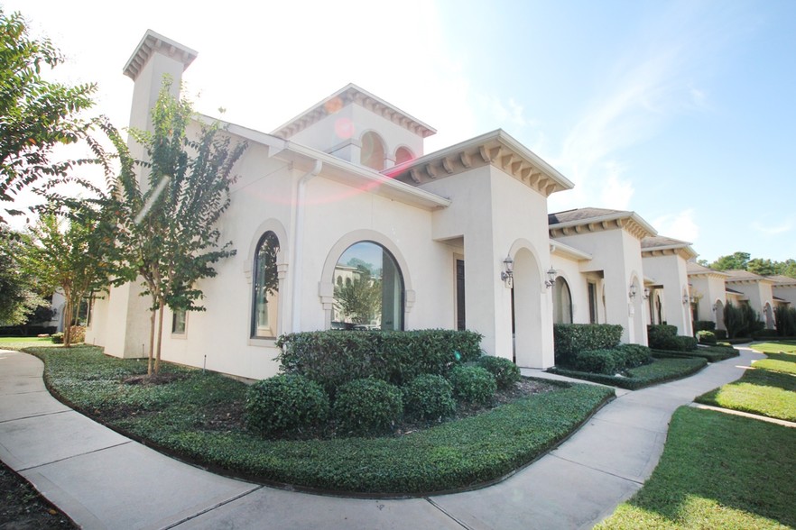 12826 Willow Centre Dr, Houston, TX for sale - Building Photo - Image 1 of 1