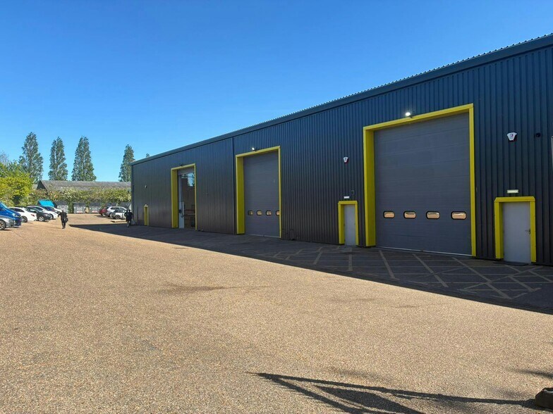 18 Glebe Rd, Huntingdon for lease - Building Photo - Image 3 of 21