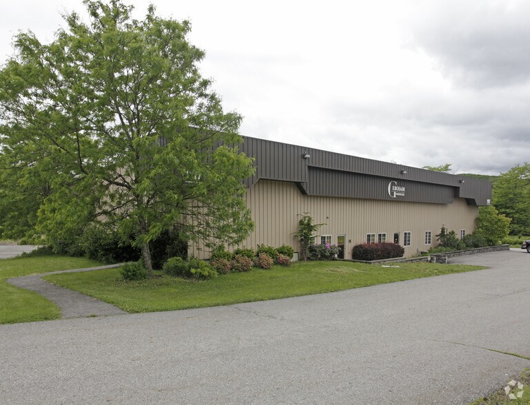 1117 Route 17 M, Monroe, NY for sale - Primary Photo - Image 1 of 1