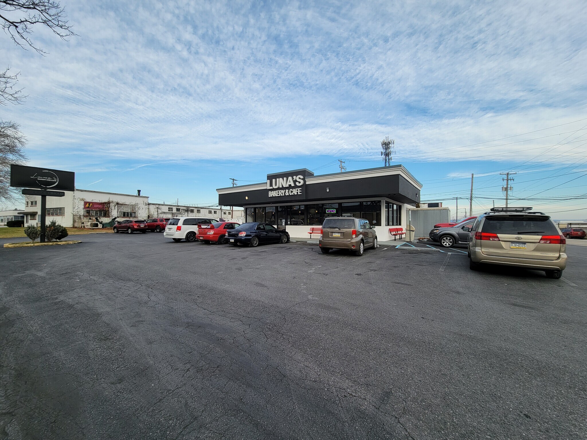 709 Union Blvd, Allentown, PA for sale Building Photo- Image 1 of 1