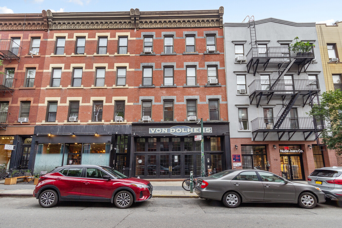 118 Bedford Ave, Brooklyn, NY 11249 - Retail for Lease | LoopNet