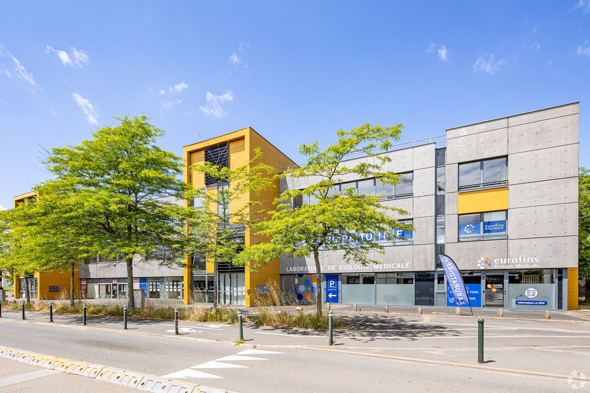 2 Rue Du Wattman, Orvault for lease Primary Photo- Image 1 of 8