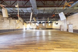 6840 N Waverly St, Dearborn Heights, MI for lease Interior Photo- Image 1 of 2