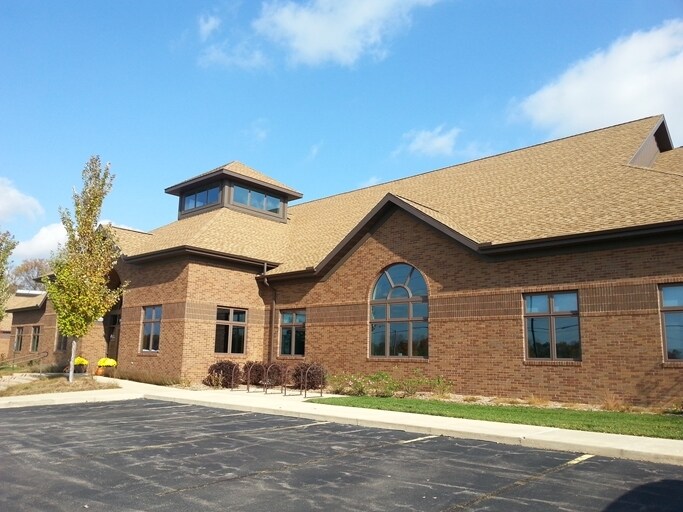 1110 N Main St, Goshen, IN for sale - Primary Photo - Image 1 of 1