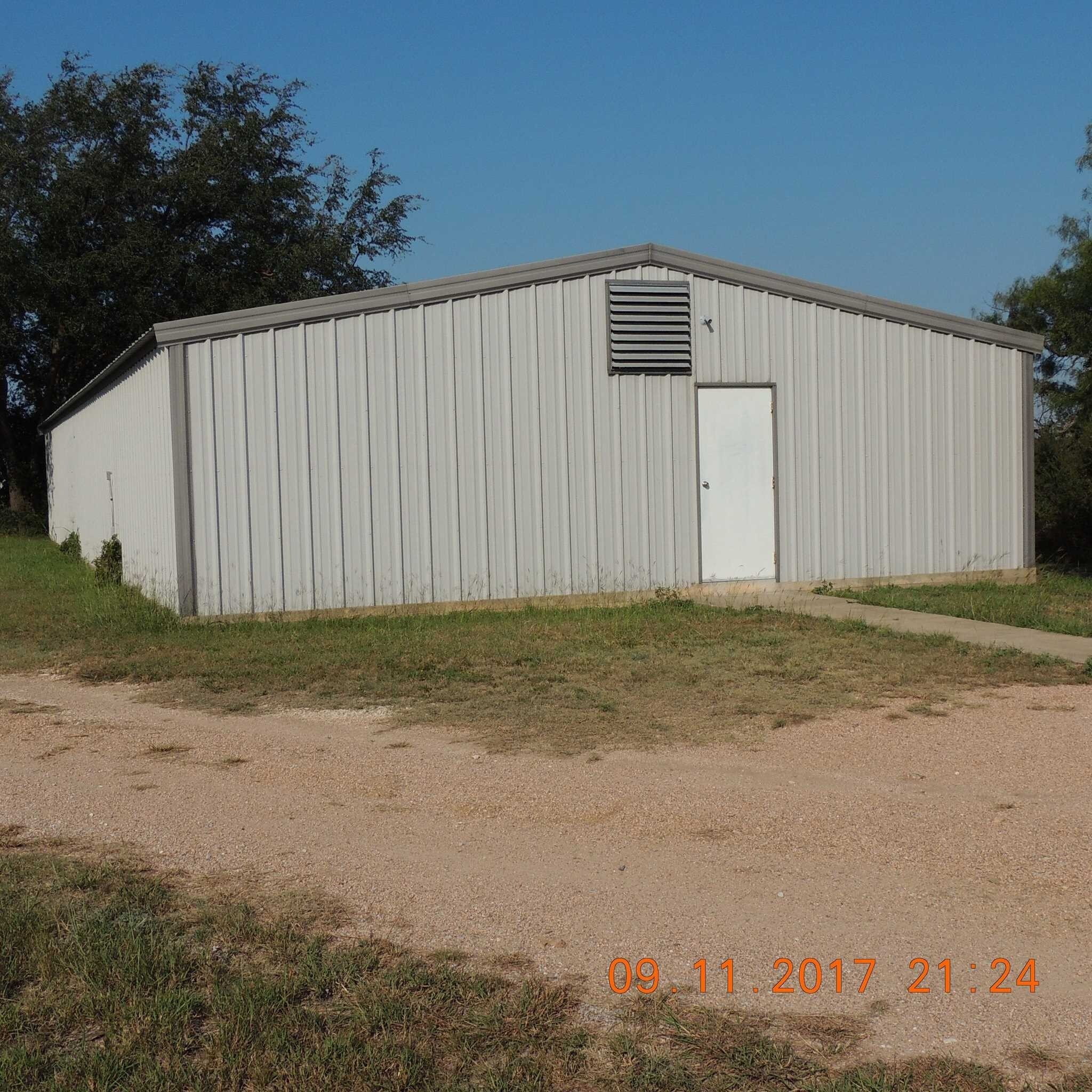 2616 S Bridge St, Brady, TX for sale Primary Photo- Image 1 of 1