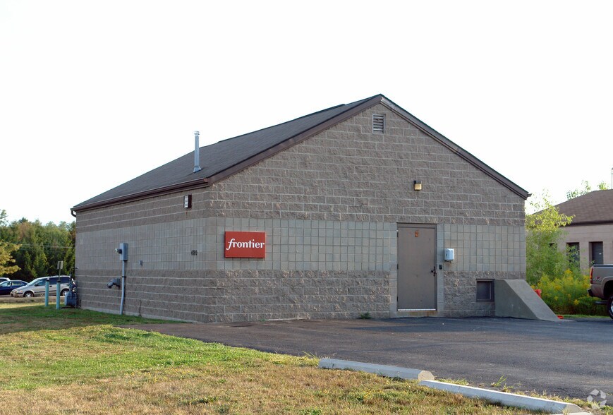 480 Long Pond Rd, Greece, NY 14612