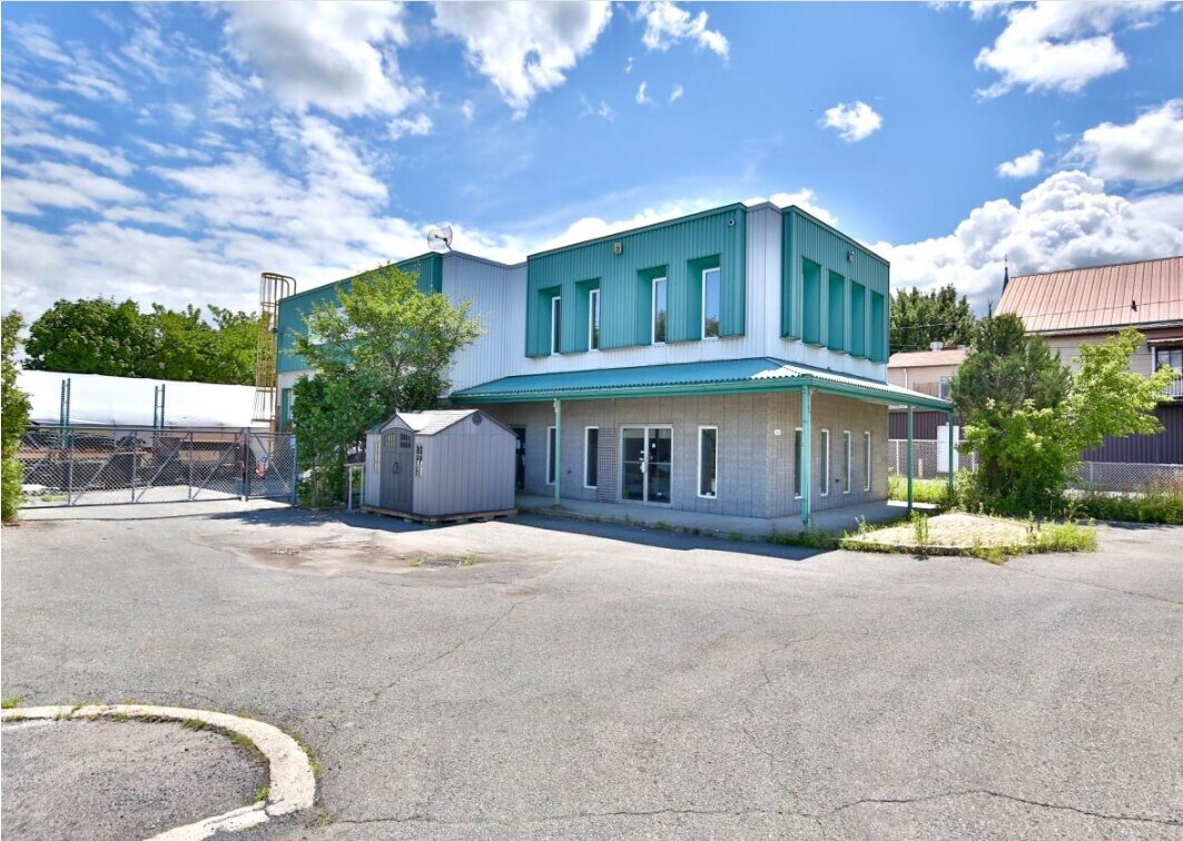 1640 Rue Principale, Sainte-julie, QC J3E 1W7 | LoopNet