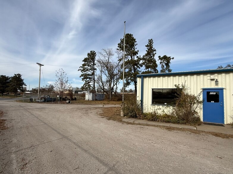 2815 River Road Dr, Waterloo, NE for lease - Building Photo - Image 1 of 7